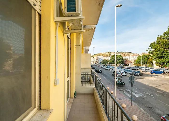 Domus Mandrolisai Ferienhaus *