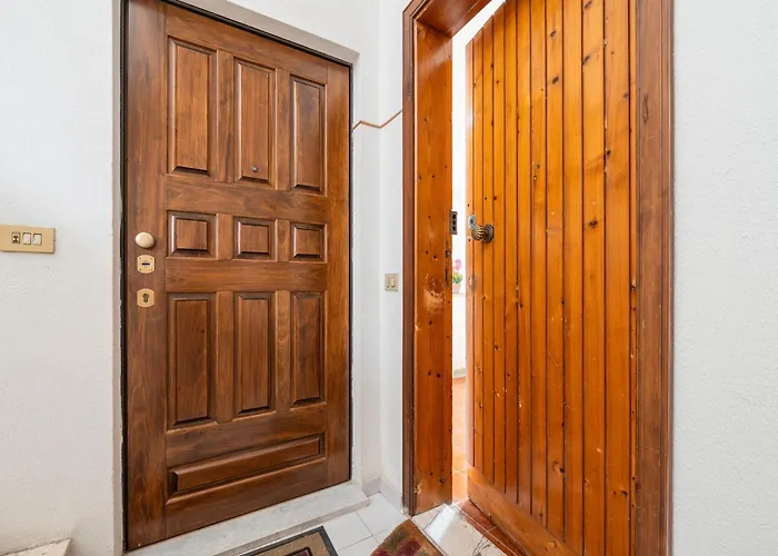 Feriehus Domus Mandrolisai